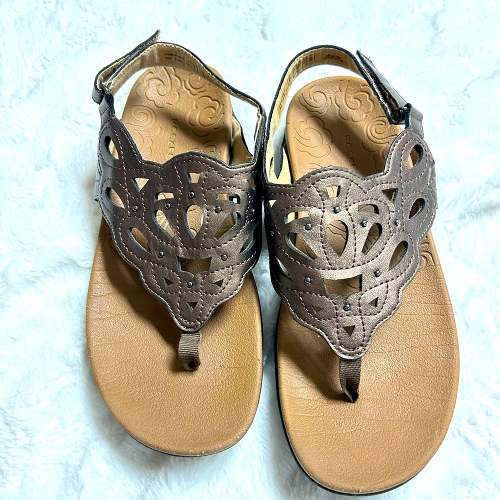 Rockport Sandal, thong style with strap, size 6